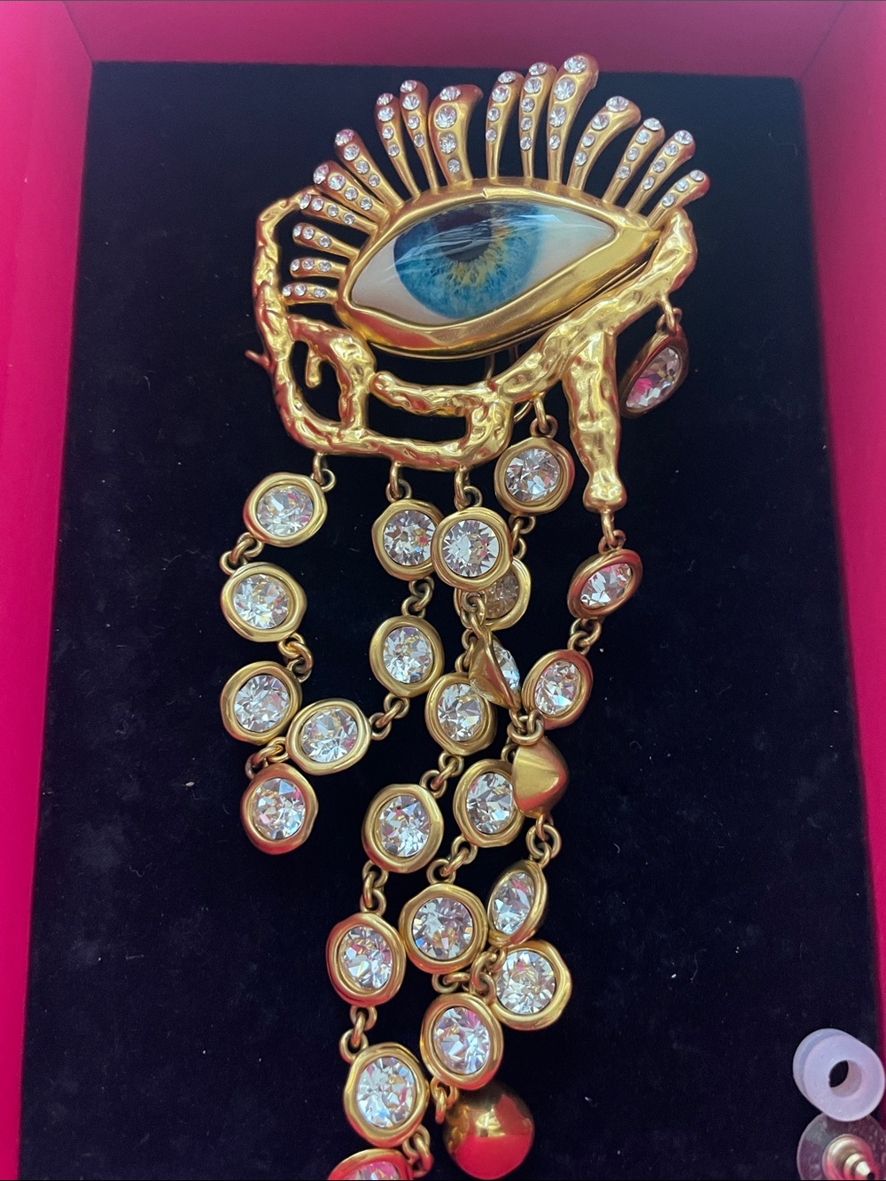 SCHIAPARELLI GAZE PENDANT EARRINGS 100% Authentic